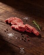 Minute Steak Certified Angus — thin-cut raw steak at Boucherie Beirut, Laval